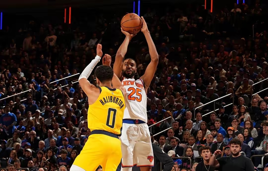 纽约尼克斯训练开放日，赛后回应争议引欢呼，NBA季后赛在即，更衣室氛围转暖的简单介绍-KAIYUN SPORTS